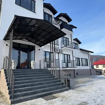 Park House Апартаменты Поляна