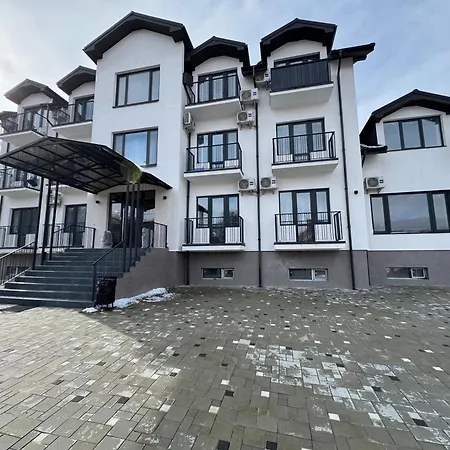 Park House Апартаменты Поляна