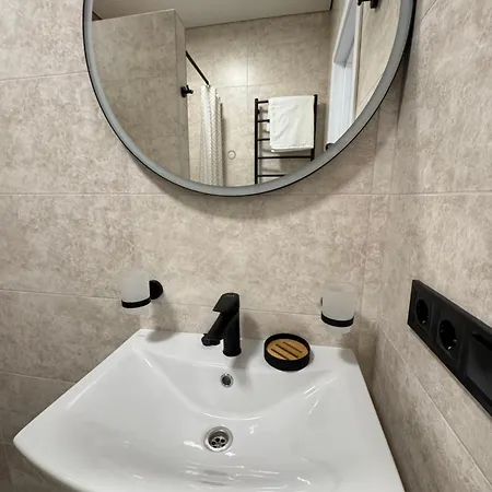 Park House Апартаменты *
