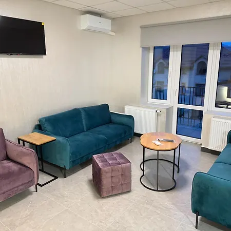 Park House Апартаменты *