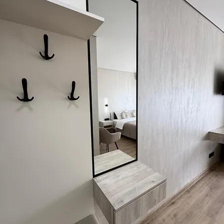 Park House Апартаменты Поляна