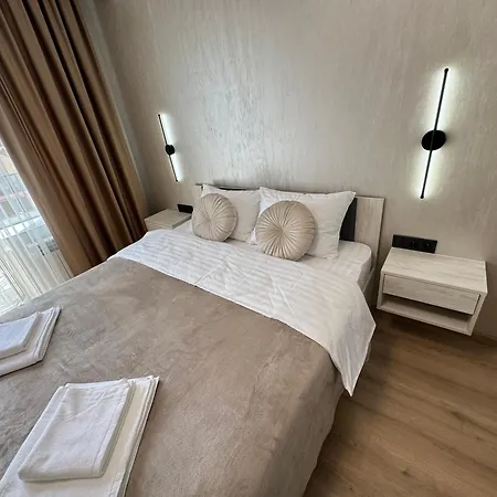 Park House Поляна